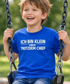 Lustiges Kinder T-Shirt „Ich bin klein, aber trotzdem CHEF“ (Blau)