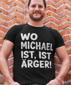 Lustiges T-Shirt Ärger mit beliebigem Namen