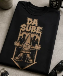 T-Shirt mit dem Spruch „DA SÜßE“ und grimmigem kleinen Charakter im rauen Cartoon-Stil