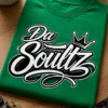 Lustiges T-Shirt mit dem Spruch „Da Soultz“ im urbanen Kalligrafie-Stil mit Krone