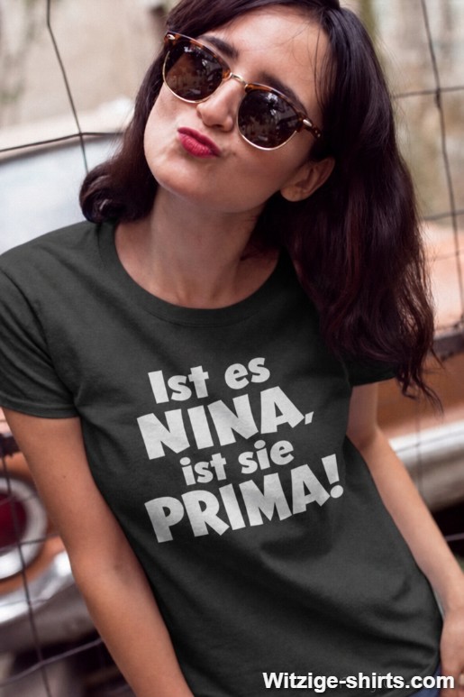 Lustiges T-Shirt ist sie prima mit beliebigem Namen