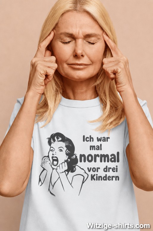 Lustiges T-Shirt normal vor drei Kindern
