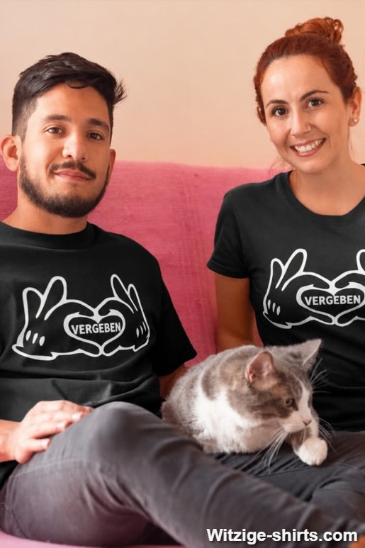 Pärchen-T-Shirts Vergeben